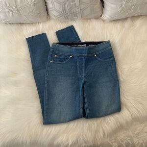 Nygard Luxe Denim Light Wash Jegging Jeans